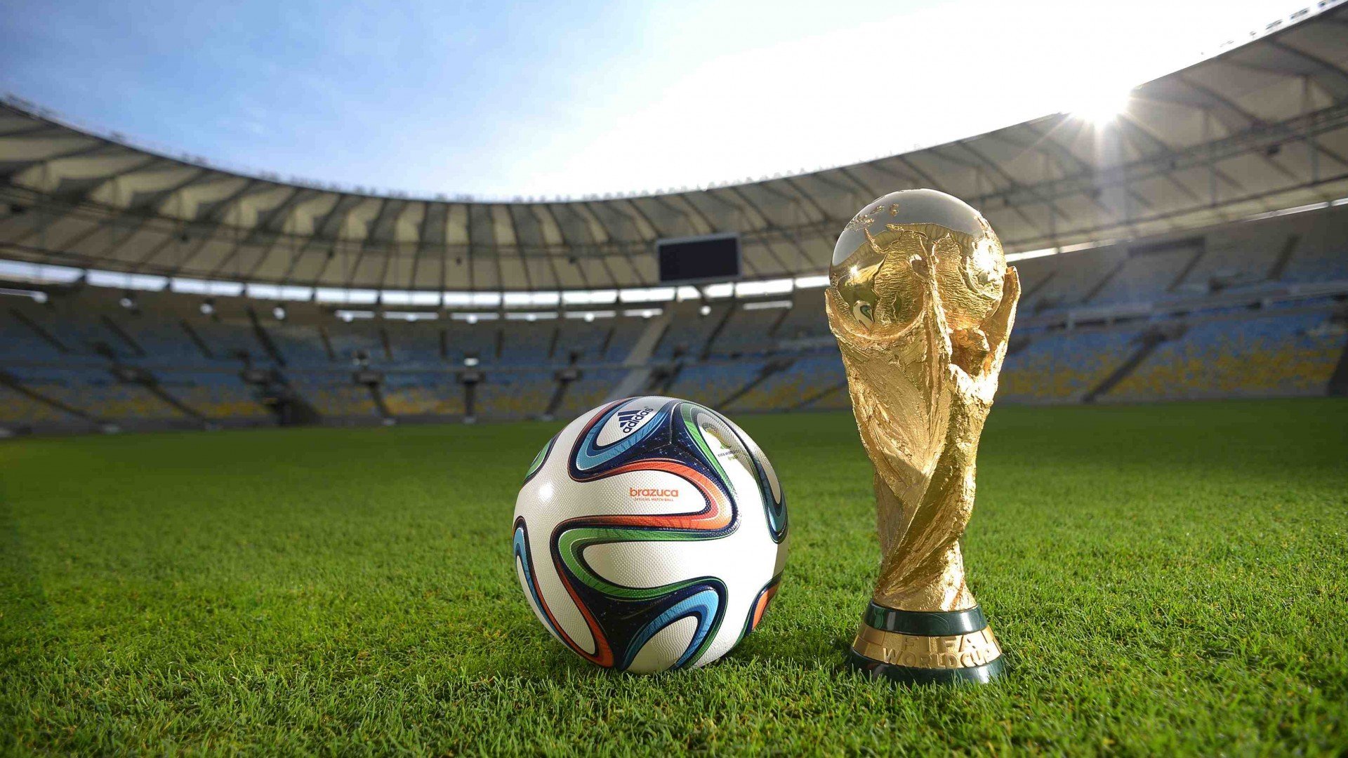 kaiyun-王者归来！JackeyLove重返赛场首秀惊艳全场，独行侠观众山呼海啸见证巅峰时刻